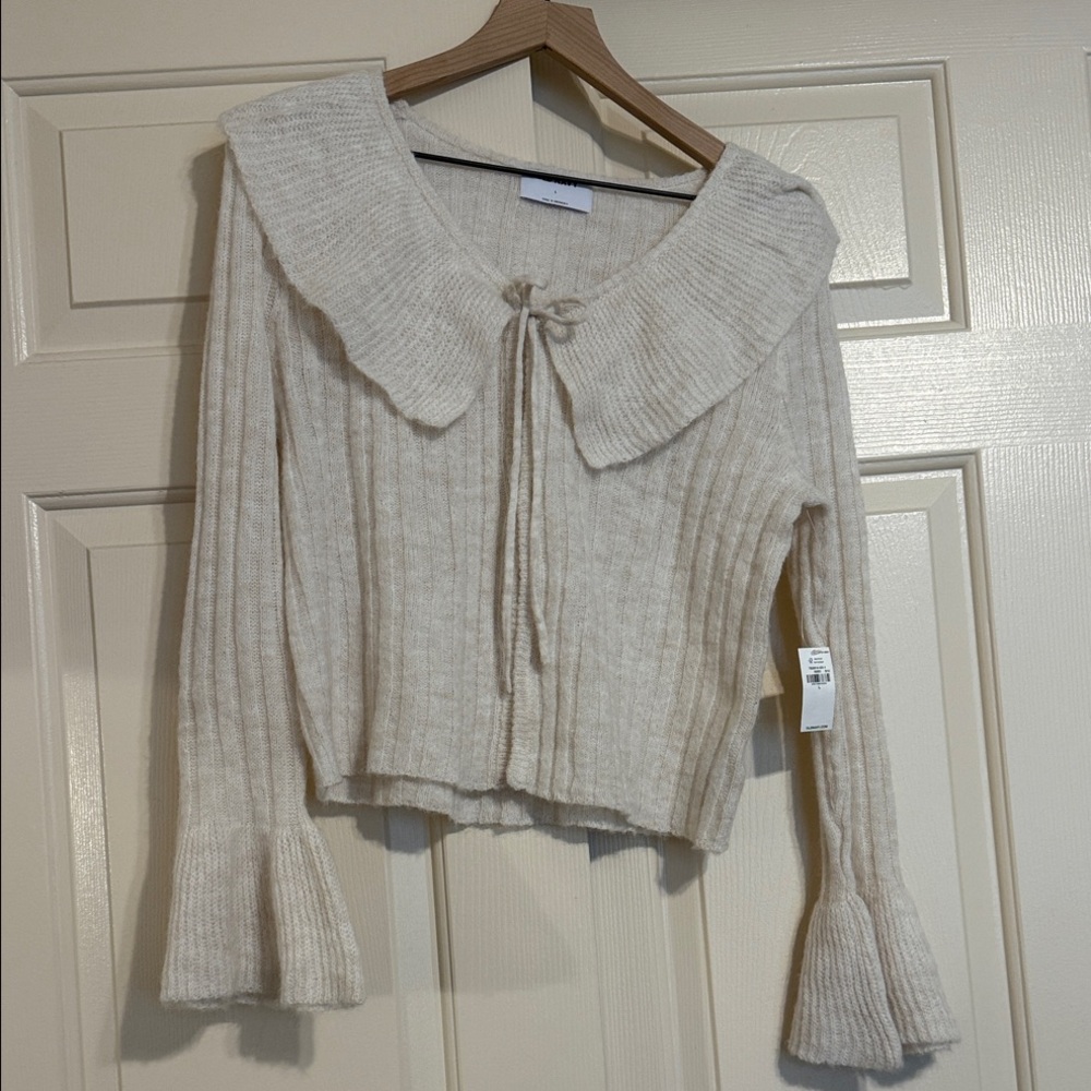 Old Navy Cream Ribbed Knit Blouse